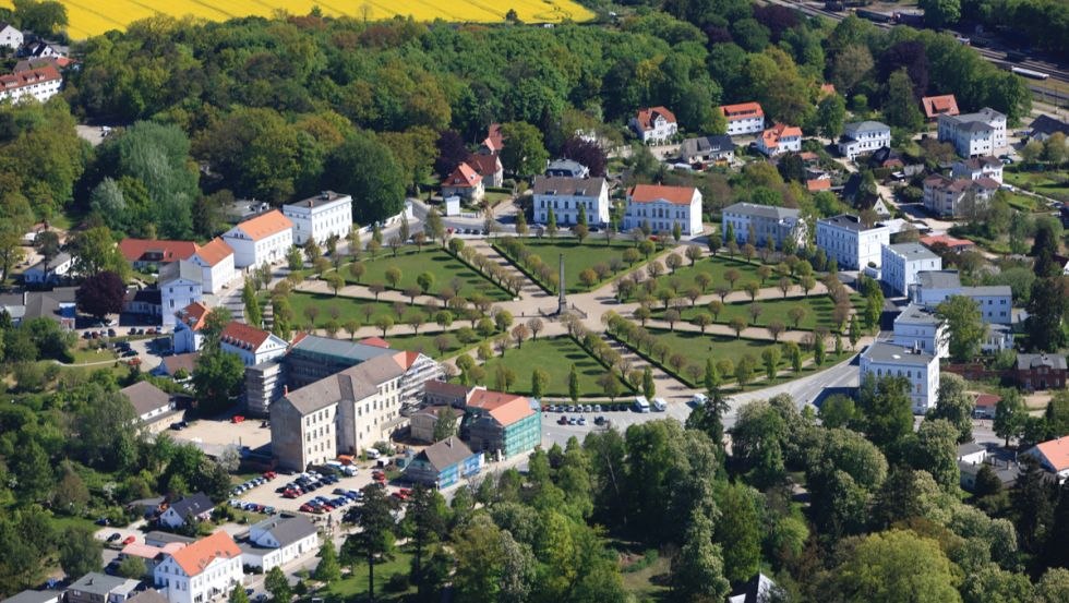 Luftbild vom Circus in Putbus, © TMV/Grundner