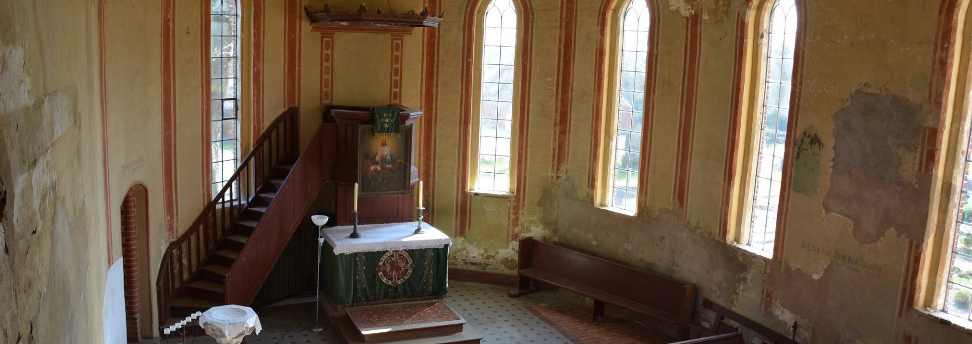 Kanzelaltar der Dorfkirche, © Foto: Karl-Georg Haustein