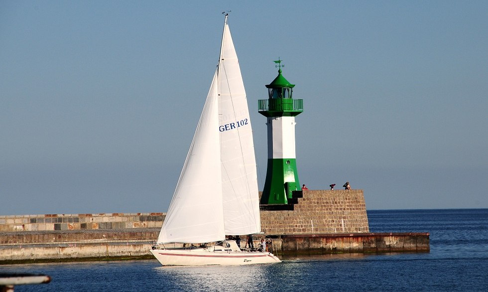 Sassnitzer Mole und Leuchtturm, © Tourismuszentrale Rügen