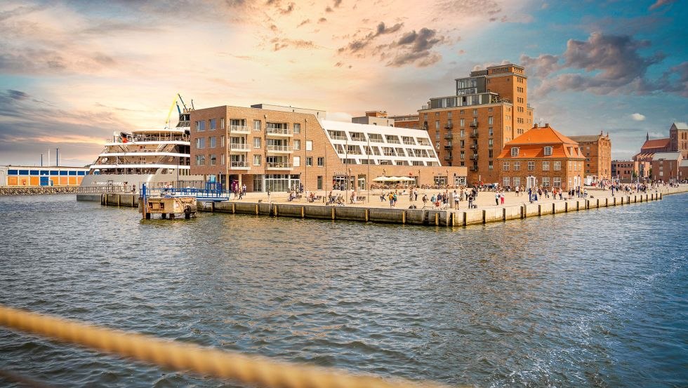 Blick auf die Hafenspitze und den Ohlerich Speicher am Alten Hafen in Wismar, © BAIS GmbH