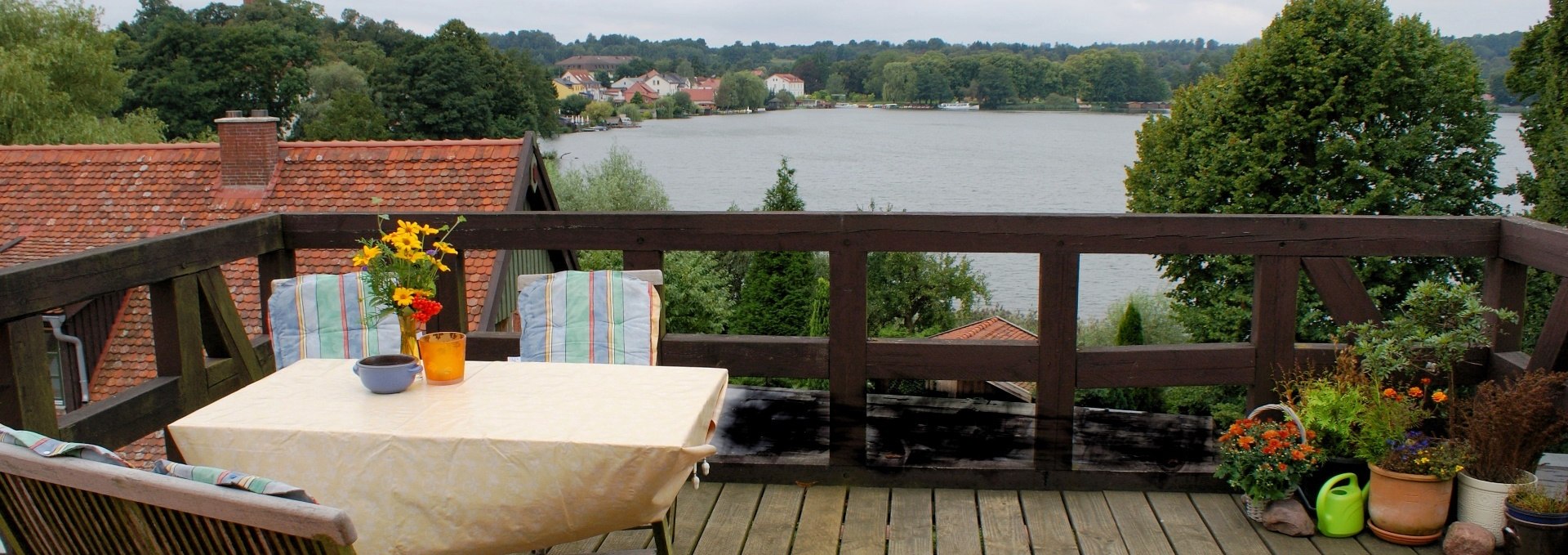 Blick Richtung Westen von der Wohnung mit Dachterrasse, © Bernhard Pfitzner