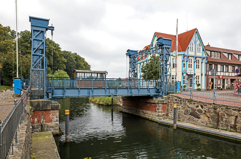 Die Hubbrücke in Plau am See - Ein Industriedenkmal, © TMV / Gohlke