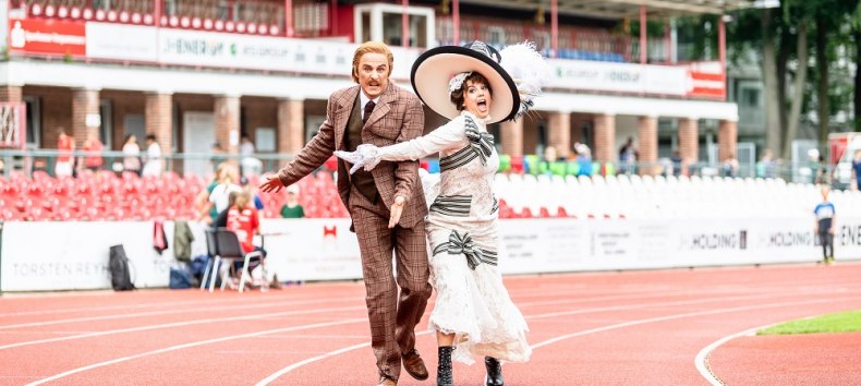 Musical im Theater Vorpommern
Coverfoto mit Franziska Ringe und Felix Meusel, © Peter van Heesen