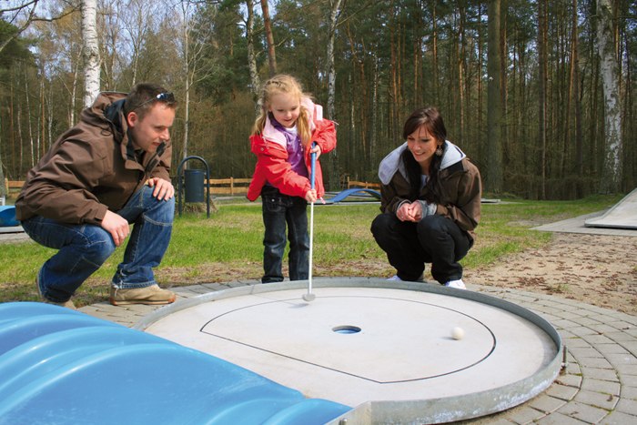 minigolf_campingplatz_ecktannen, © Waren (Müritz)-Information