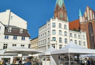 Marktplatz zum Töpfermarkt, © Ton und Töne e.V.