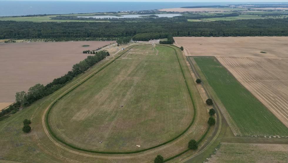 Luftaufnahme der Galopprennbahn in Bad Doberan, © Bernsteinreiter